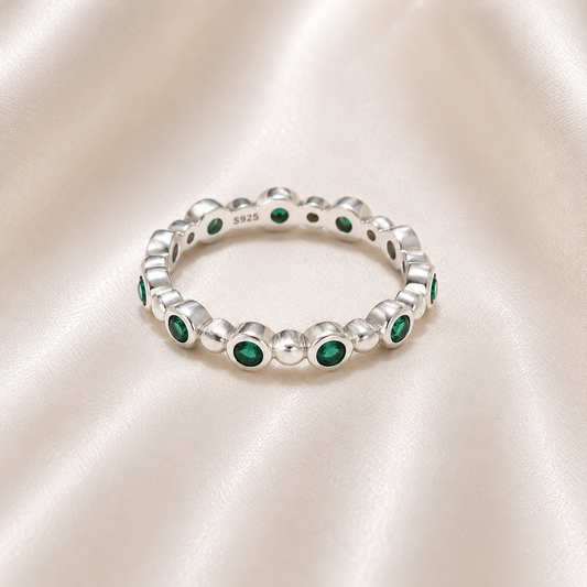 Anillo Esmeria